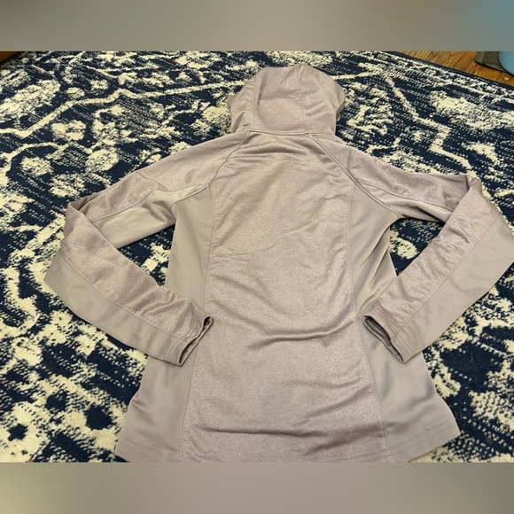 The North Face Hoodie - Picture 4 of 4